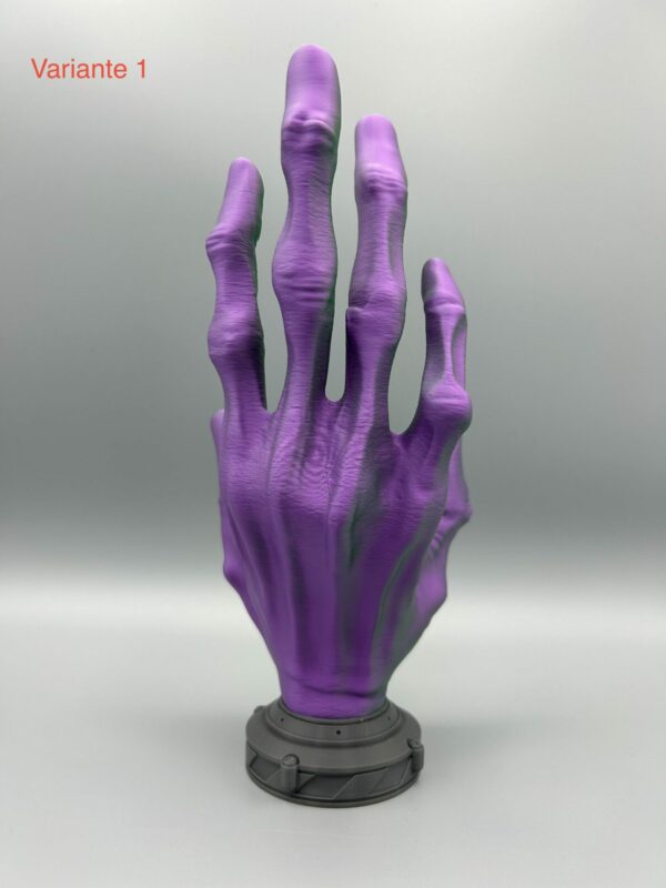 6-Finger-AlienhandV1-Rückseite